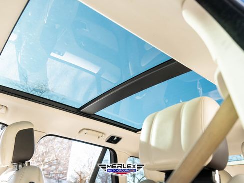 Used 2019 Land Rover Range Rover Supercharged image 39