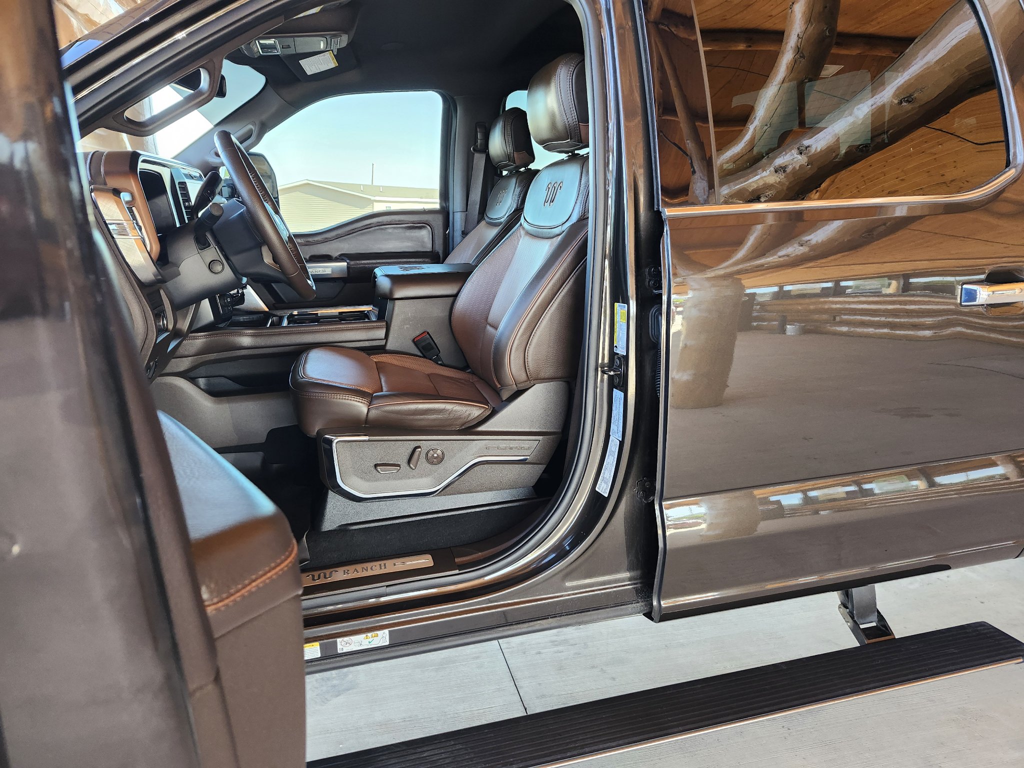 Used 2025 Ford F450 King Ranch w/ Chrome Package AWD/4WD image 21