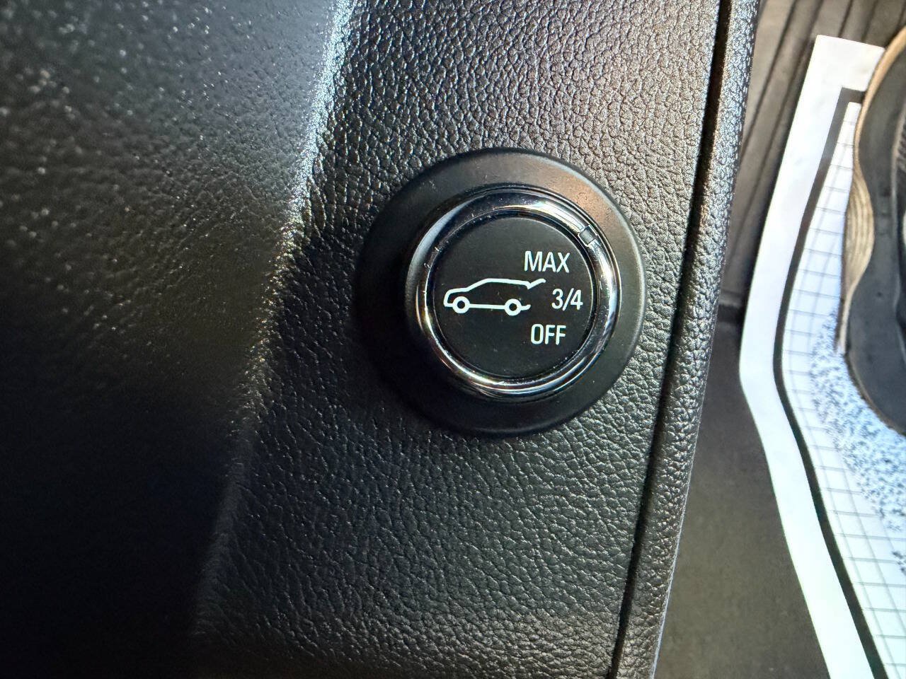Used 2018 Chevrolet Traverse LT AWD/4WD image 17