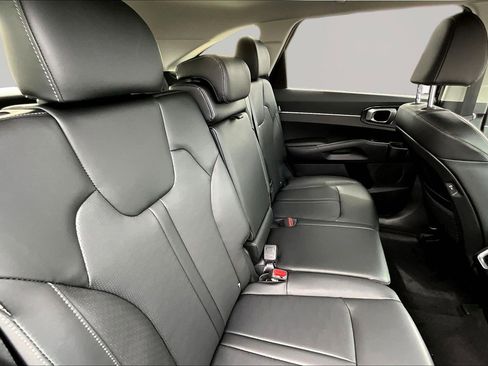 New 2026 Kia Sorento S FWD image 19