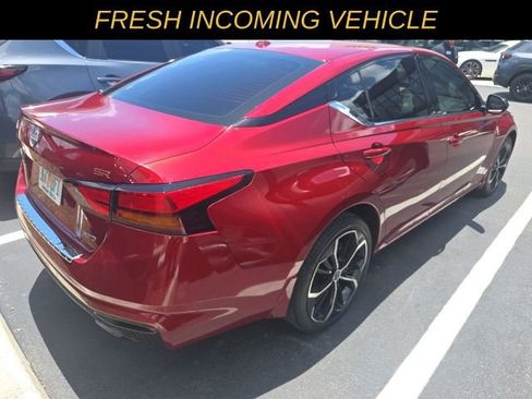 Used 2023 Nissan Altima 2.5 SR AWD/4WD image 4
