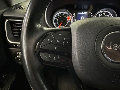 Used 2020 Jeep Cherokee Latitude Plus image 10