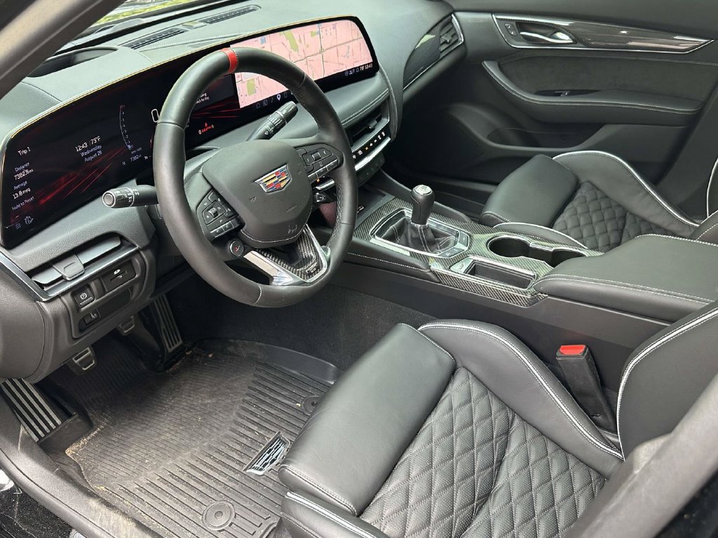 Used 2025 Cadillac CT5 V Blackwing w/ Parking Package RWD image 11