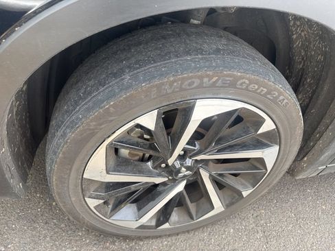 Used 2024 Mitsubishi Outlander SE AWD/4WD image 9