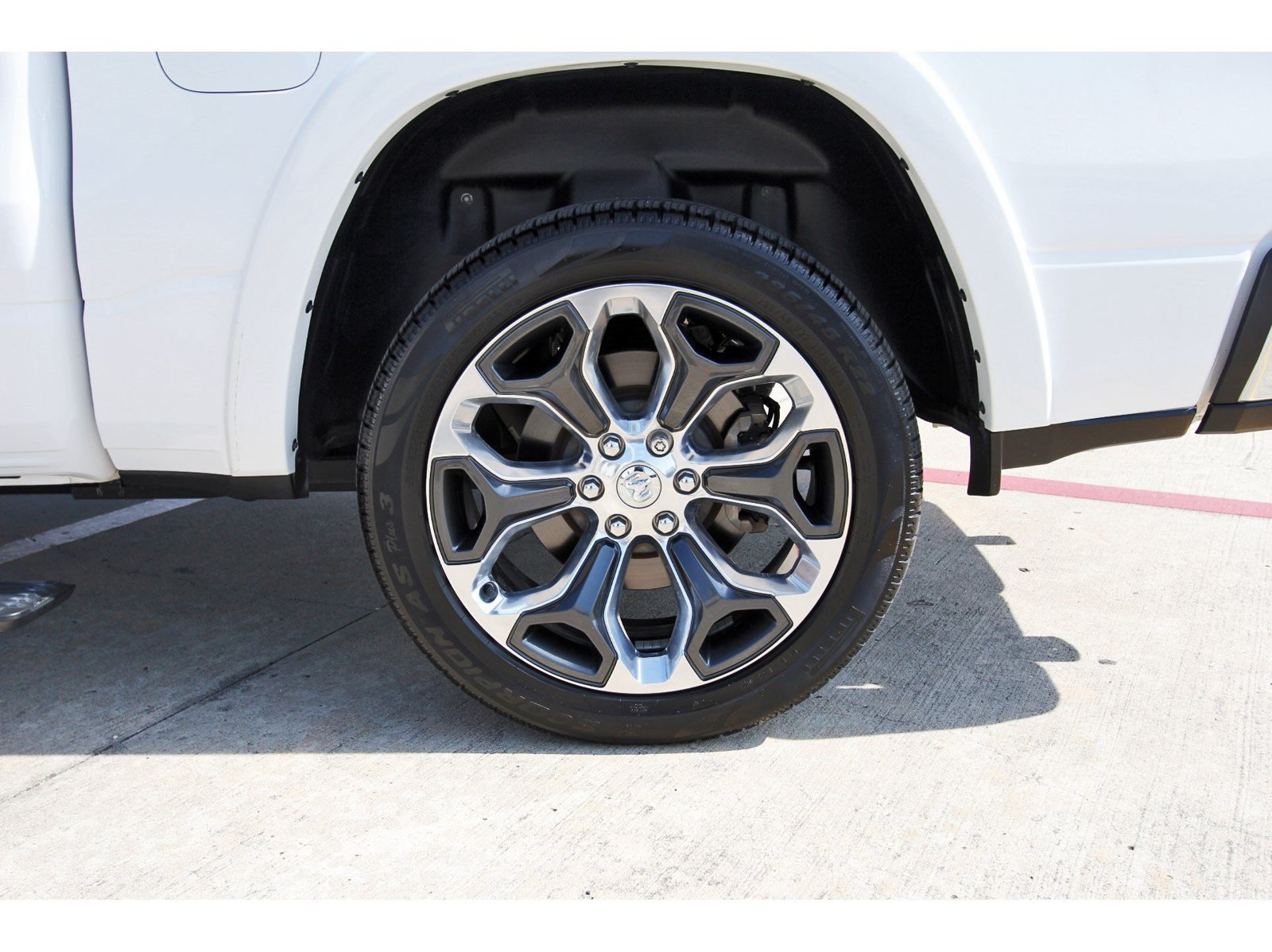 Used 2020 RAM 1500 Limited AWD/4WD image 30