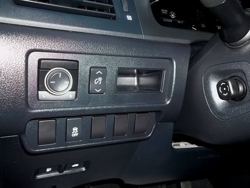 Used 2010 Lexus HS 250h FWD image 19