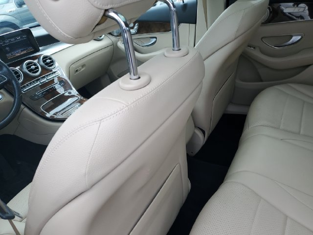 Used 2018 Mercedes-Benz GLC 300 4MATIC image 14