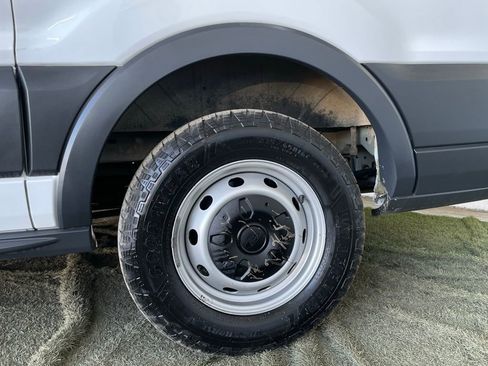 Used 2017 Ford Transit 150 XL image 12