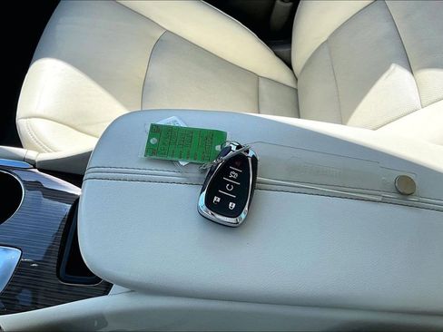 Used 2024 Chevrolet Malibu LT FWD image 35