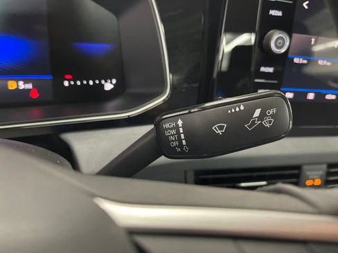 New 2026 Volkswagen Jetta SE FWD image 18