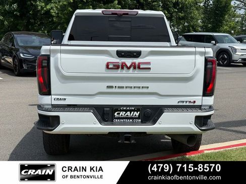 Used 2024 GMC Sierra 2500 AT4 w/ AT4 Premium Plus Package AWD/4WD image 6