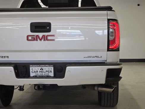 Used 2018 GMC Sierra 1500 Denali w/ Denali Ultimate Package AWD/4WD image 55