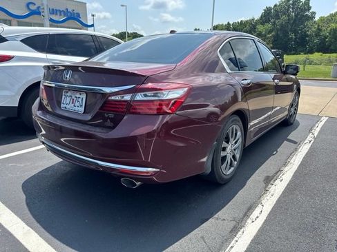 Used 2017 Honda Accord EX-L image 5