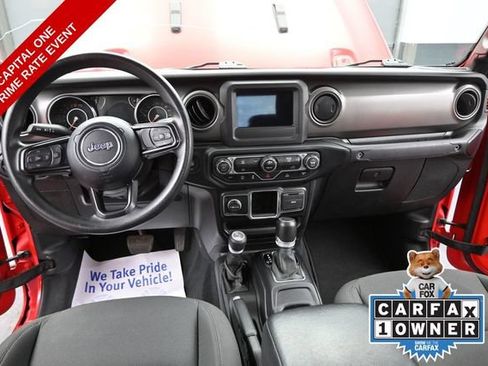 Used 2022 Jeep Gladiator Sport AWD/4WD image 30
