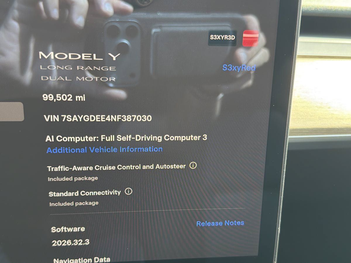 Used 2022 Tesla Model Y Long Range AWD/4WD image 23
