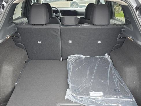 Used 2026 Nissan Kicks SV FWD image 11