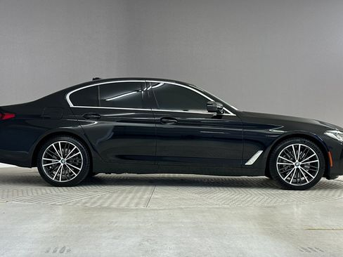 Used 2023 BMW 530e w/ Convenience Package RWD image 7