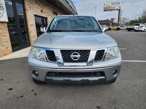 Used 2019 Nissan Frontier SL image 8