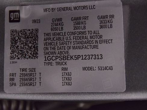 Used 2023 Chevrolet Colorado W/T w/ WT Convenience Package II RWD image 14