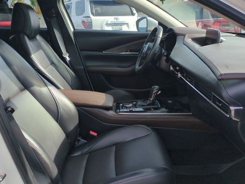 Used 2021 MAZDA CX-30 FWD 2.5 S w/ Premium Package image 26