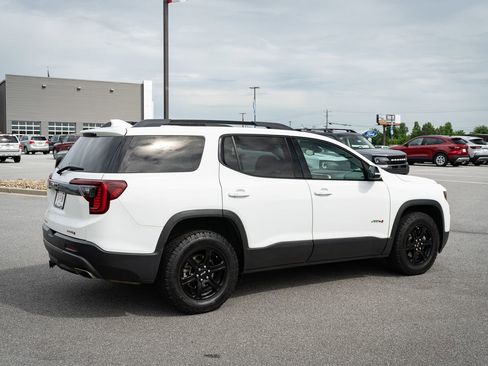 Used 2022 GMC Acadia AT4 w/ Preferred Package AWD/4WD image 10