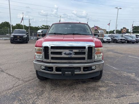 Used 2010 Ford F250 Lariat AWD/4WD image 2