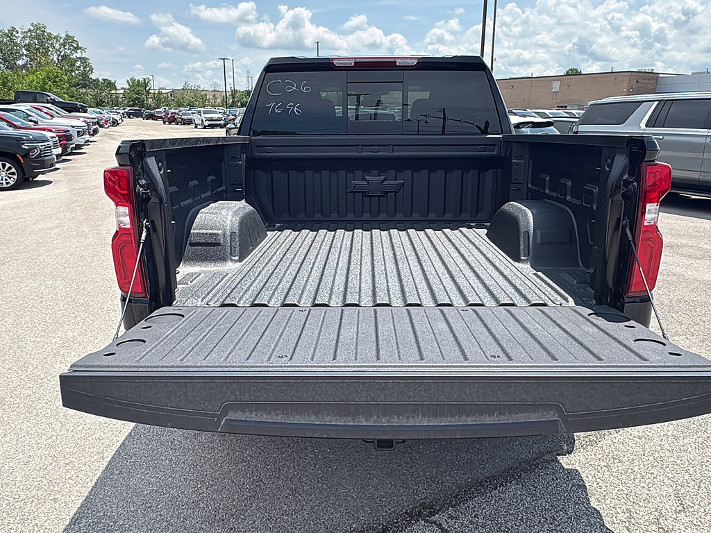 New 2026 Chevrolet Silverado 1500 RST w/ RST All Star Premium Package AWD/4WD image 5