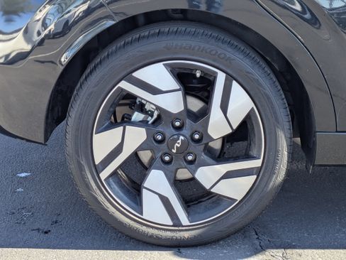 Certified 2024 Kia Soul GT-Line w/ GT-Line Technology Package image 9