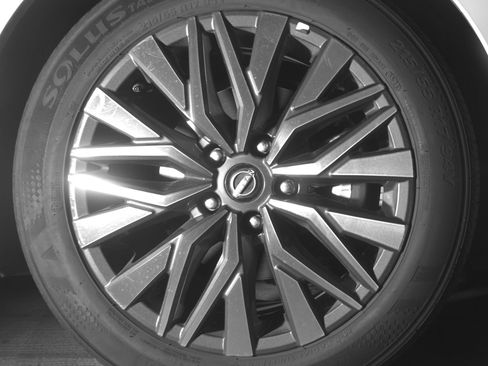 Used 2025 Nissan Altima 2.5 SV image 13