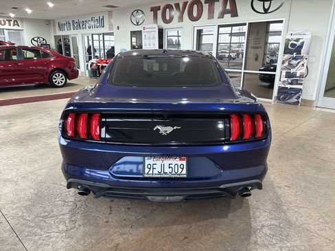 Used 2019 Ford Mustang Coupe image 9