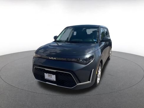 Used 2025 Kia Soul FWD image 7