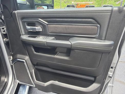 Used 2024 RAM 2500 Laramie w/ Sport Appearance Package AWD/4WD image 15