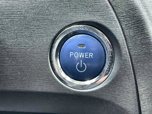 Used 2015 Toyota Prius Three w/ Solar Roof Package image 23