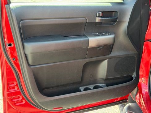 Used 2011 Toyota Tundra Grade w/ SR5 Pkg image 19