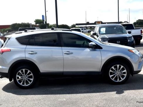 Used 2017 Toyota RAV4 Limited FWD image 3