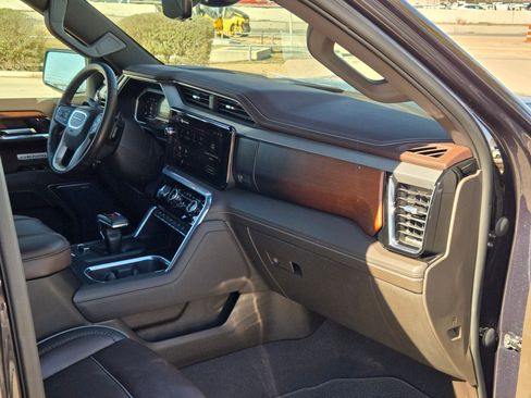 Certified 2023 GMC Sierra 1500 Denali w/ Technology Package image 29