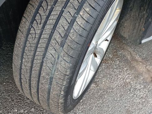 Used 2018 Volkswagen Passat 2.0T SE image 24