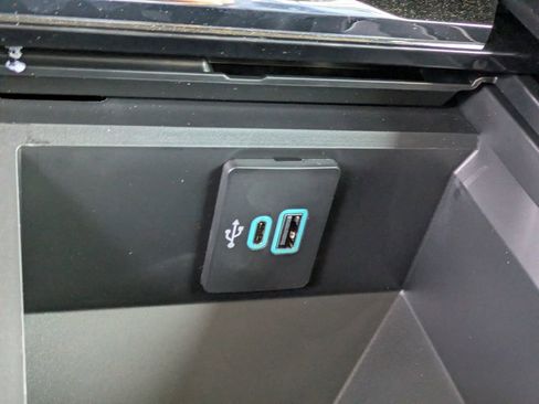 New 2026 Ford F250 Lariat image 25