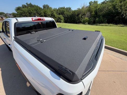Used 2026 GMC Canyon AT4 w/ Technology Plus Package AWD/4WD image 14