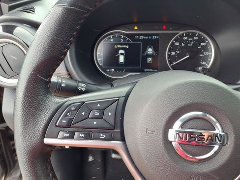 Used 2020 Nissan Kicks SR w/ SR Premium Package image 28