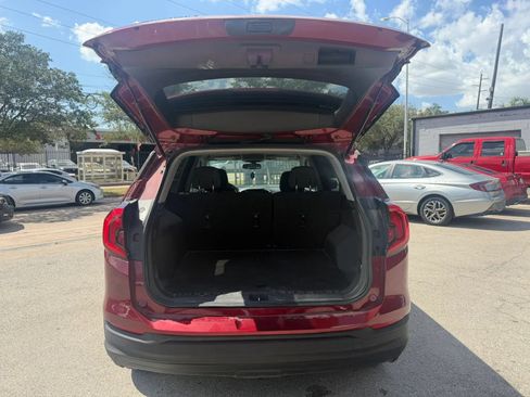 Used 2018 GMC Terrain SLE w/ Driver Convenience Package FWD image 20