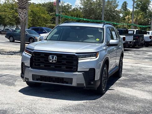 New 2026 Honda Pilot Touring image 12