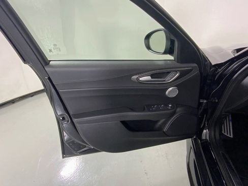 New 2024 Alfa Romeo Giulia Quadrifoglio w/ Active Assist Plus Package image 21