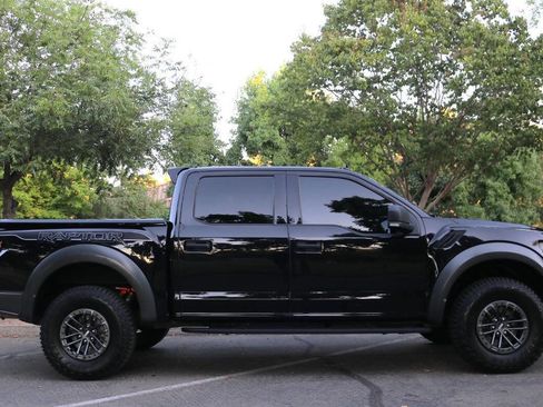 Used 2019 Ford F150 Raptor w/ Equipment Group 801A Mid image 12