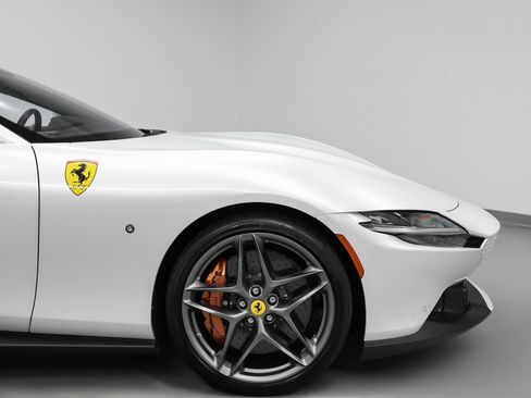 Certified 2024 Ferrari Roma Spider image 10