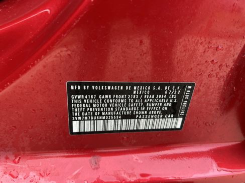 Certified 2022 Volkswagen Jetta SE image 31