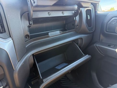 Certified 2022 Chevrolet Silverado 1500 Custom image 23