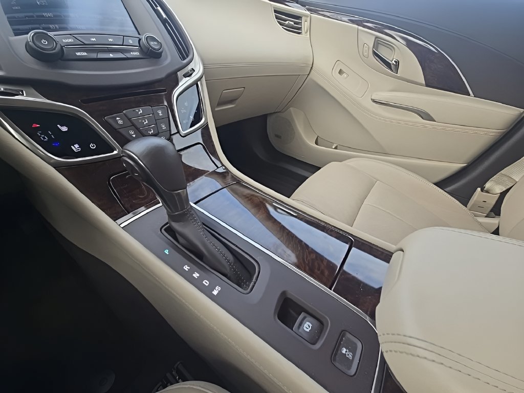 Used 2014 Buick LaCrosse Premium w/ Driver Confidence Package FWD image 27