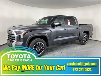 New 2025 Toyota Tacoma SR5