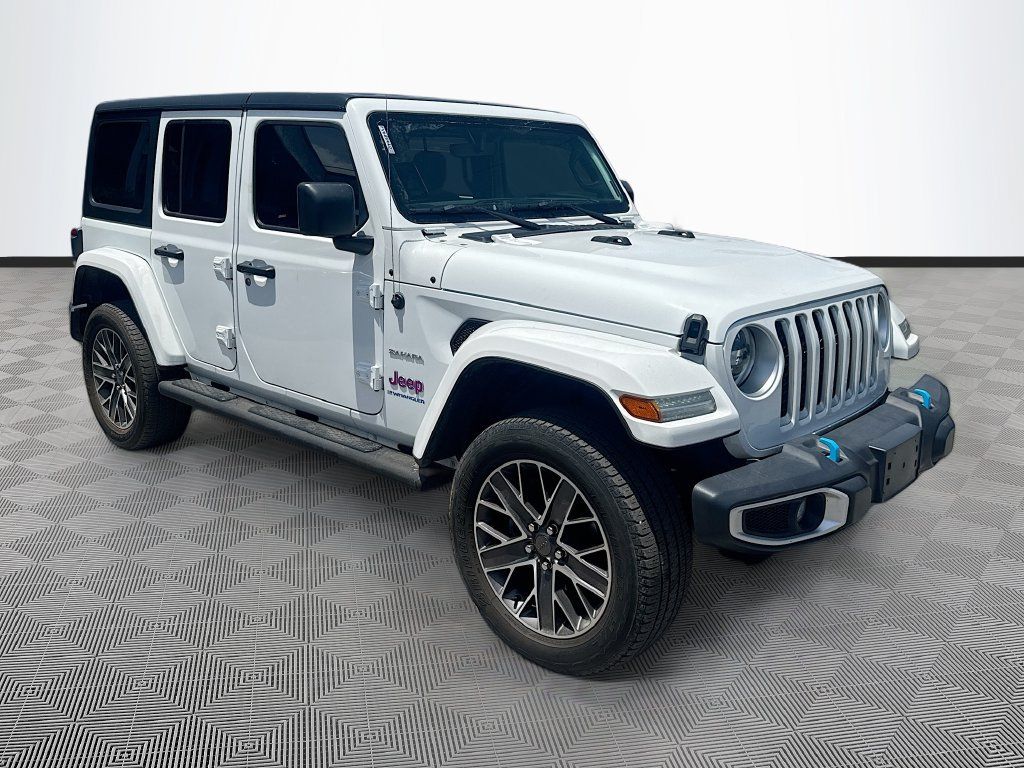 Certified 2023 Jeep Wrangler Unlimited Sahara w/ Cold Weather Group AWD/4WD image 4